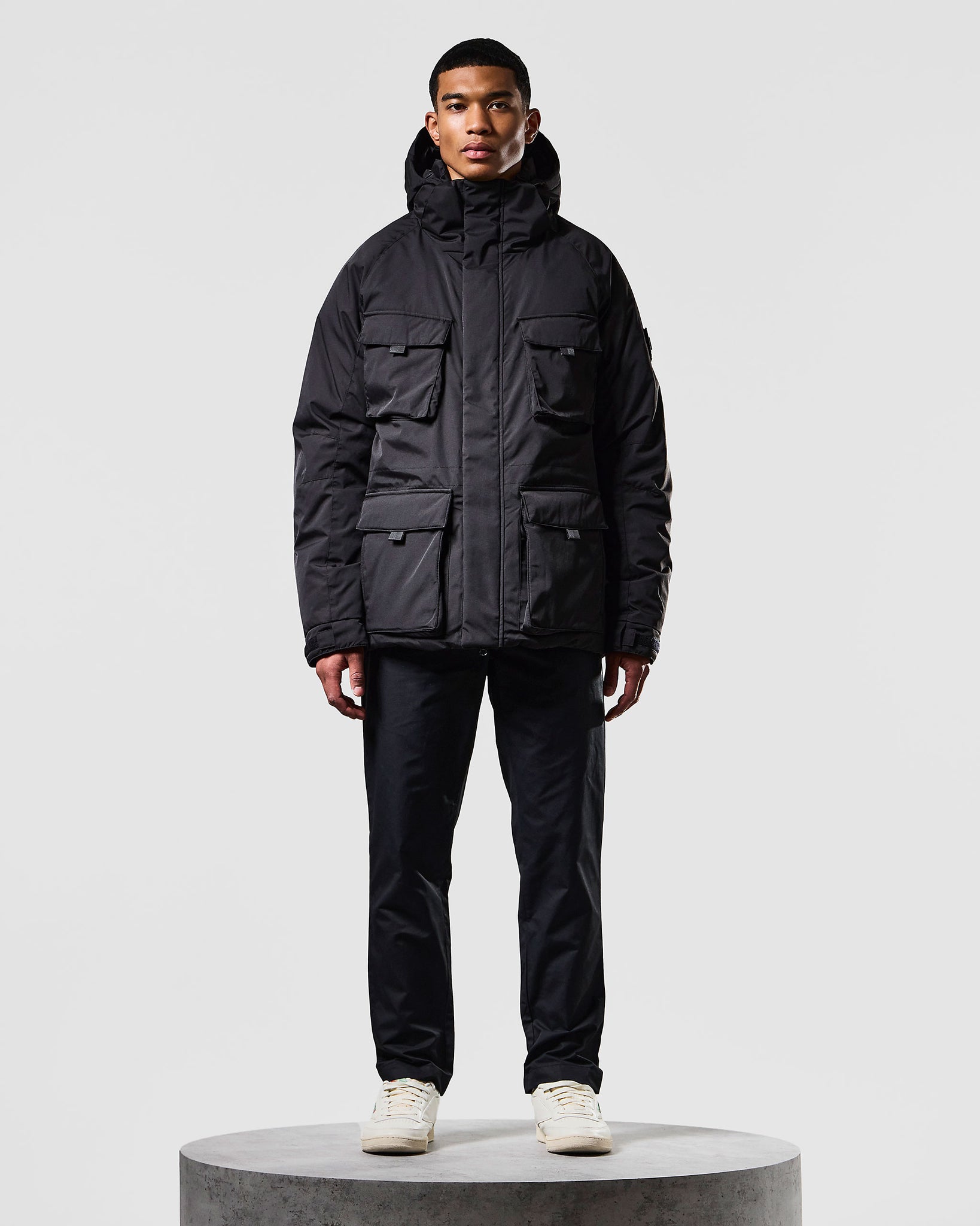 Engberg Parka Down Jacket Black