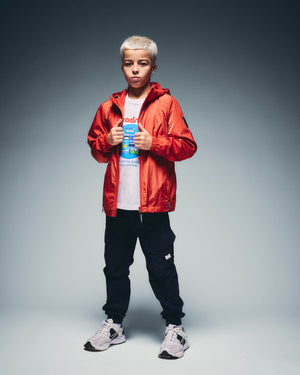 KIDSPT3A02-DEADSTOCK-WHITE-5751-MODEL.jpg__PID:6aab4815-6f08-46f3-8566-e58db99bb560