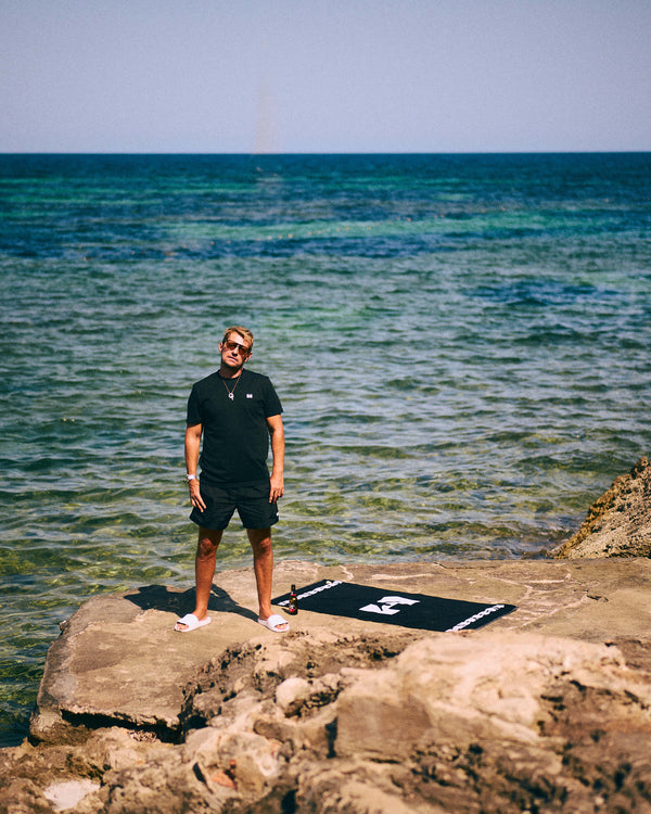 Hoddle Badge T-Shirt Black